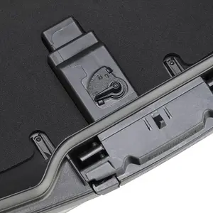 Motorcycle top case with cat flap Givi image-3