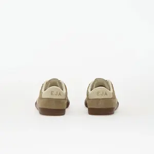 Tenisky Veja Panenka Suede image-4