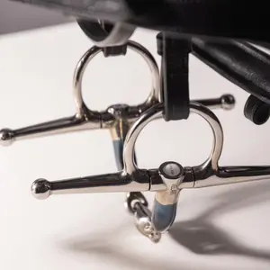 Mors à aiguille double-brisures pour cheval Velari Full Cheek Bit Sweet Iron 14mm 13,5cm image-4