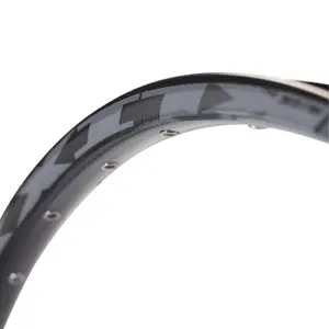 Doppelwandige MTB-Felge mit Ösen Velox Klixx disc 23c tubeless ready 32t. image-2