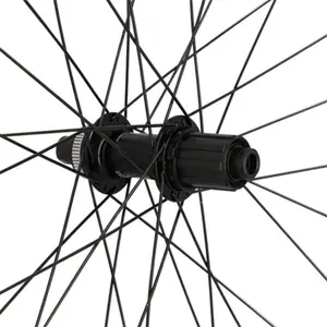 Rear gravel wheel rim hub thru axle Velox 700 Mach1 19 Tub. Ready Shimano RS470 GRX image-1