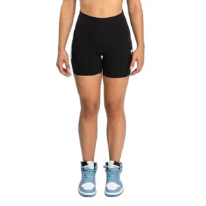 Short femme Venum Essential image-0