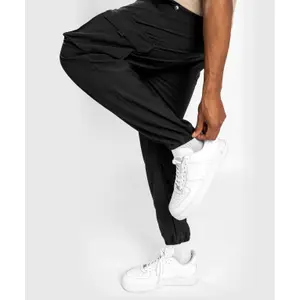 Pantalón de chándal Venum Cargo Light image-4