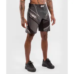 Pantalón corto Venum UFC Authentic Fight Night image-3