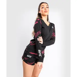 T-shirt de manga comprida feminina Venum UFC Authentic Fight Week 2.0 image-2