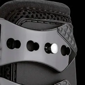 Fetlock protectors Veredus Absolute Carbon image-1