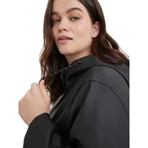 Women's waterproof jacket Vero Moda Malou Curve image-4