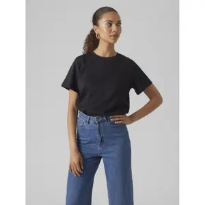T-Shirt Vero Moda Naima image-1