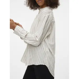Blusa de mujer Vero Moda Linn image-4