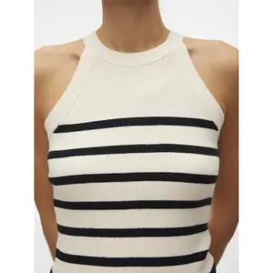 Camiseta de tirantes mujer Vero Moda Saba image-5
