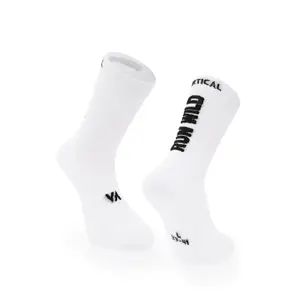 431060101-socken-vertical-wild-run-free-weiss