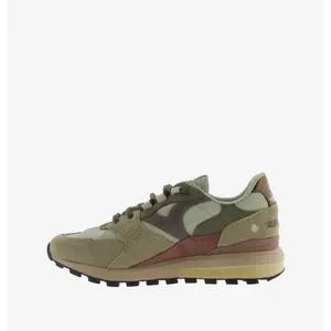Trainers Victoria Luna image-5