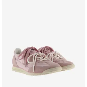 Women's Trainers Victoria Saturno image-2