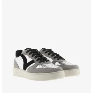 Suede and metal coco sneakers for women Victoria Madrid image-2