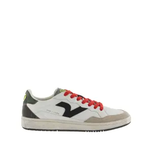 Trainers Victoria Smash image-0