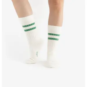 Natural cashmere socks Victoria image-3