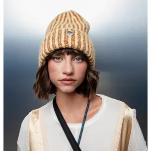 Knit cap Victoria Gorra image-1