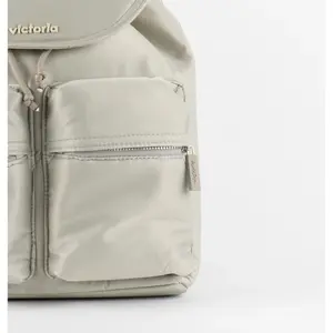 Backpack with front pockets Victoria image-5