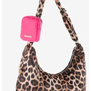 Women's nylon wallet Victoria image-3