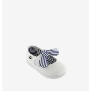 Kindertrainers Victoria ojalá mercedes image-1