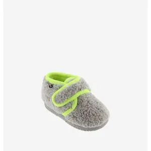Faux fur slippers for kids Victoria Ojalá image-2