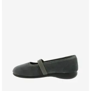 Velvet ballerinas girl Victoria image-2