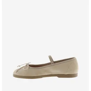 Ballet flats girl Victoria Gong Fu image-2