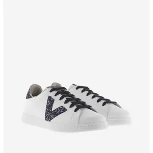 Formadores sintéticos com detalhe "v" brilhante para raparigas Victoria image-2