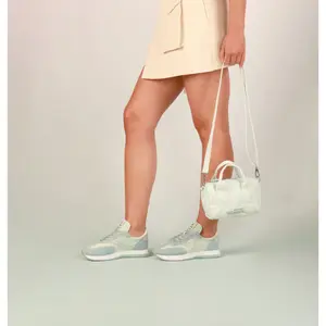 Zapatillas mujer Victoria image-5