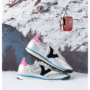 Sneakers Victoria Saturno image-5