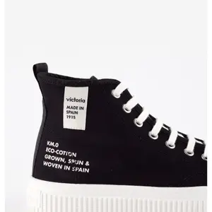 Women's canvas boots Victoria Re-Edition image-4