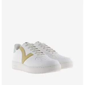 Trenerzy damscy Victoria Madrid image-4