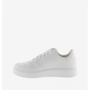 Trainers Victoria Madrid image-2