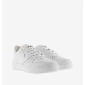 Trainers Victoria Madrid image-4