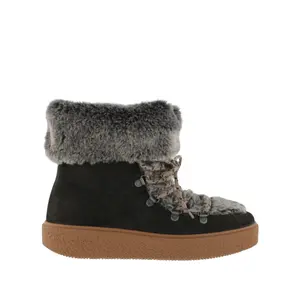 Suede boots girl Victoria Apreski Serraje image-0