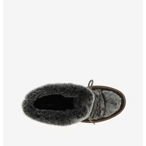 Suede boots girl Victoria Apreski Serraje image-3