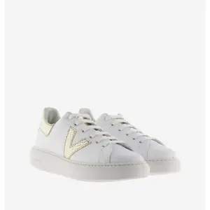 Sapatilhas e de efeitos metálicos para mulheres Victoria Milan image-4