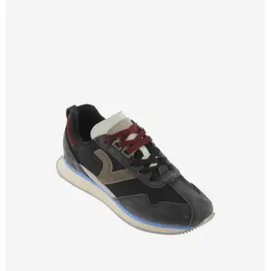 Trainers Victoria Root image-2