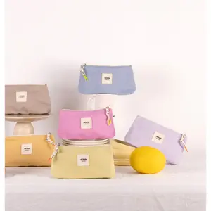 Økologisk toilettaske i lærred Victoria image-4