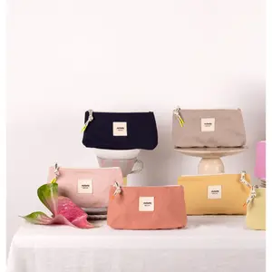 Økologisk toilettaske i lærred Victoria image-4