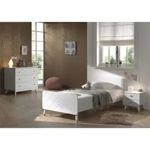 Child's bed, bedside table, and chest of drawers Vipack Billy image-4