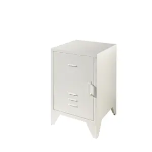 Child's bed with matching bedside table Vipack Bronxx image-1