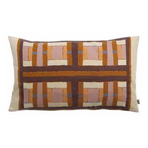 Coussin brodé Vivaraise Taho image-0