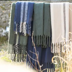 Gestreiftes Plaid Vivaraise Isabel image-3