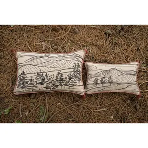 Embroidered cushion Vivaraise Dusko image-3