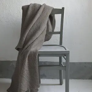 Πλεκτή κουβέρτα από βαμβάκι με ξεθωριασμένο φινίρισμα Vivaraise Maia image-1