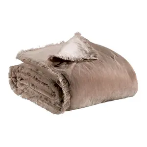 Plain-coloured bedspread Vivaraise Fara image-0