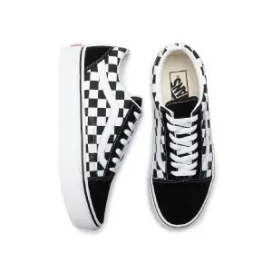 Baskets Vans Checkerboard Old Skool Platform image-4
