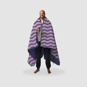 4-in-1 Ripstop Blanket Voited image-1