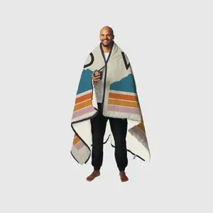 4-in-1 Fleece Blanket Voited image-1